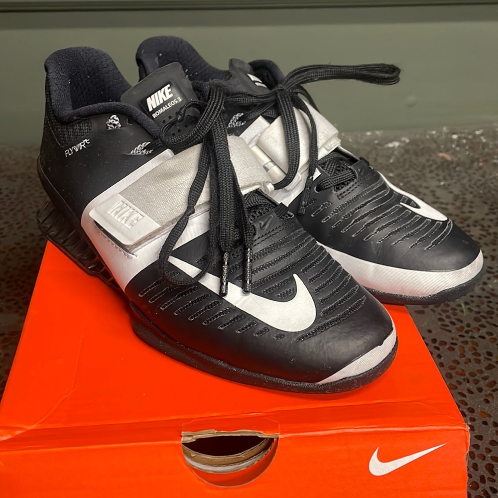 Nike romaleo 3 weightlifting shoe
